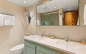 Riverside Retreat | Luxury Townhouse Steps from Aspen Gondola - Aspen, Colorado