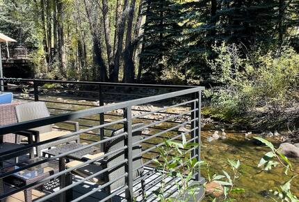 Riverside Retreat | Luxury Townhouse Steps from Aspen Gondola - Aspen, Colorado