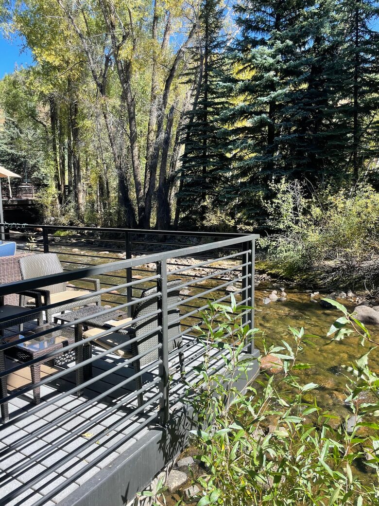 Riverside Retreat | Luxury Townhouse Steps from Aspen Gondola - Aspen, Colorado