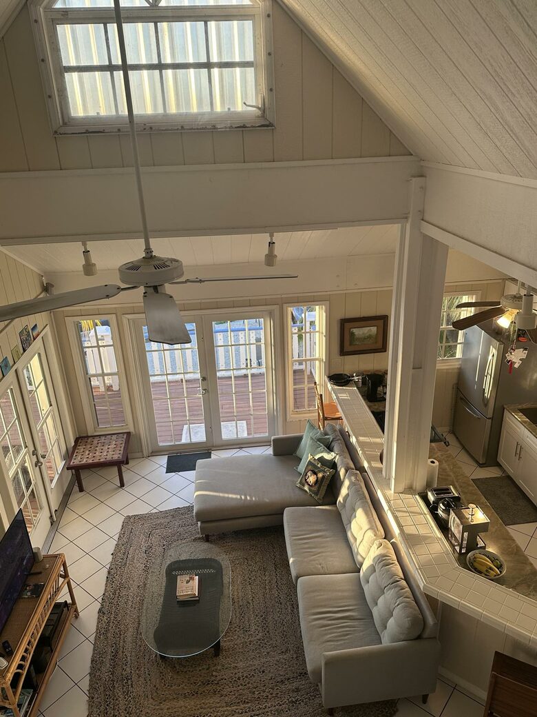 Sunlit Island Hideaway with Waterfront Views - Sugarloaf Key, Florida