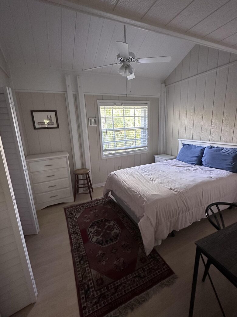 Sunlit Island Hideaway with Waterfront Views - Sugarloaf Key, Florida