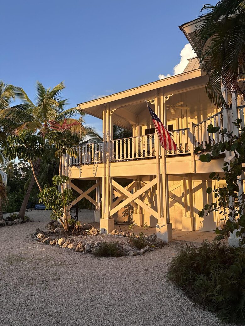 Sunlit Island Hideaway with Waterfront Views - Sugarloaf Key, Florida