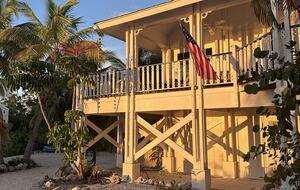 Sunlit Island Hideaway with Waterfront Views - Sugarloaf Key, Florida