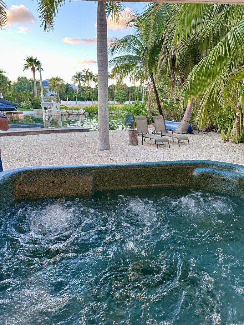 Sunlit Island Hideaway with Waterfront Views - Sugarloaf Key, Florida