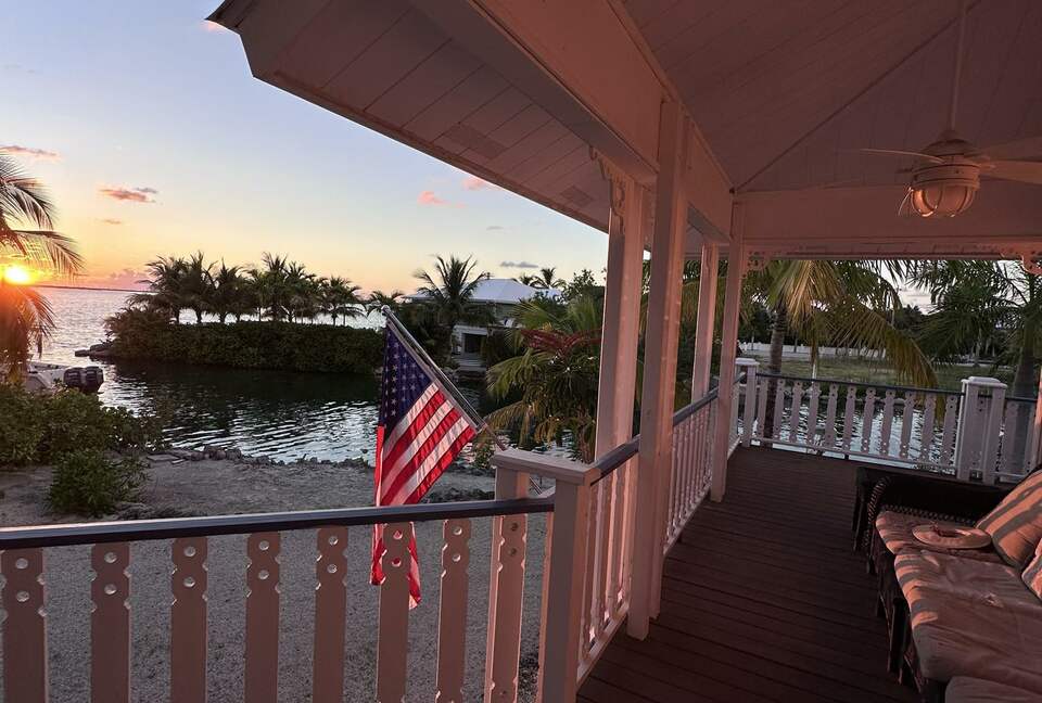 Sunlit Island Hideaway with Waterfront Views - Sugarloaf Key, Florida