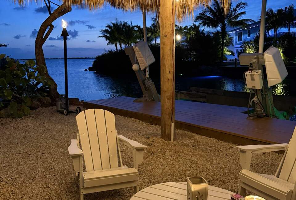 Sunlit Island Hideaway with Waterfront Views - Sugarloaf Key, Florida