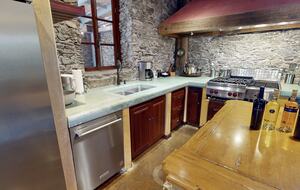 Blue Rock Vineyard | Timeless Wine Country Elegance - Cloverdale, California