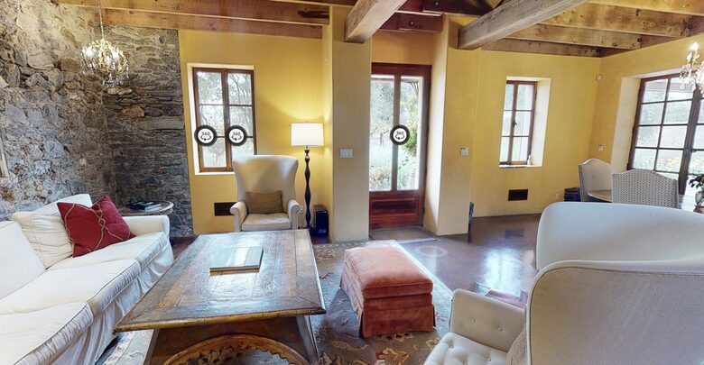 Blue Rock Vineyard | Timeless Wine Country Elegance - Cloverdale, California