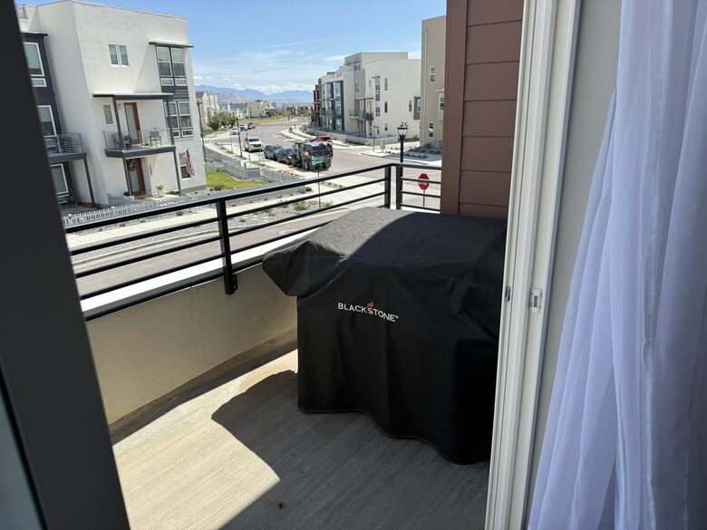 Modern Comfort in the Heart of South Jordan - South Jordan, Utah