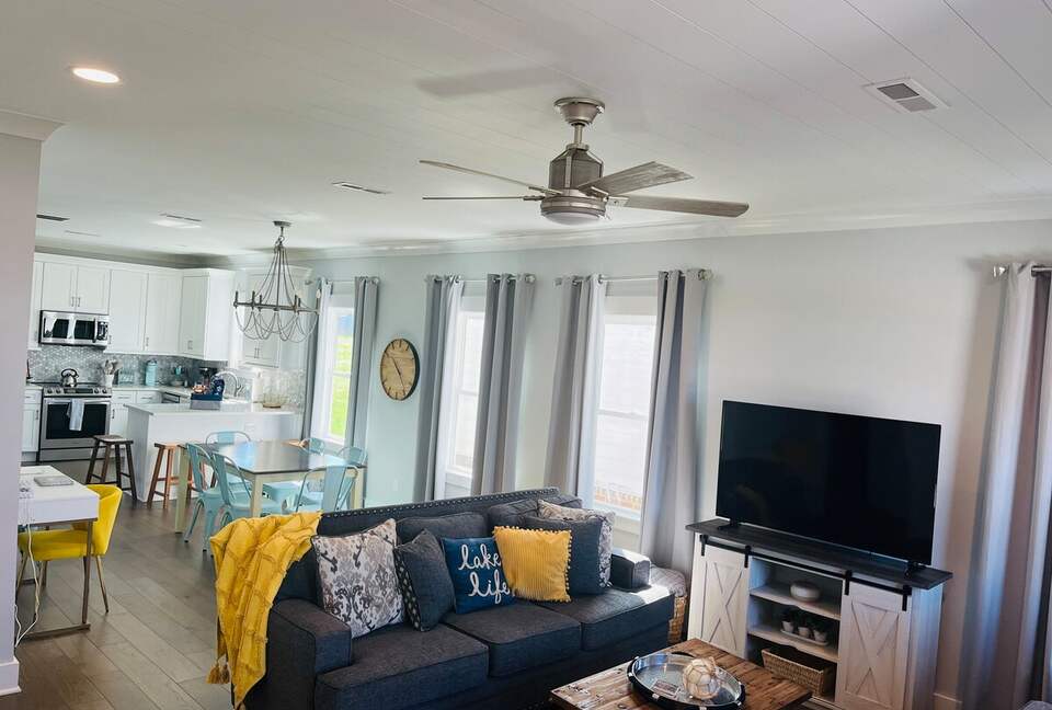 Stylish Twin Creeks Home Steps from the Marina and Clubhouse - Winchester, Tennessee