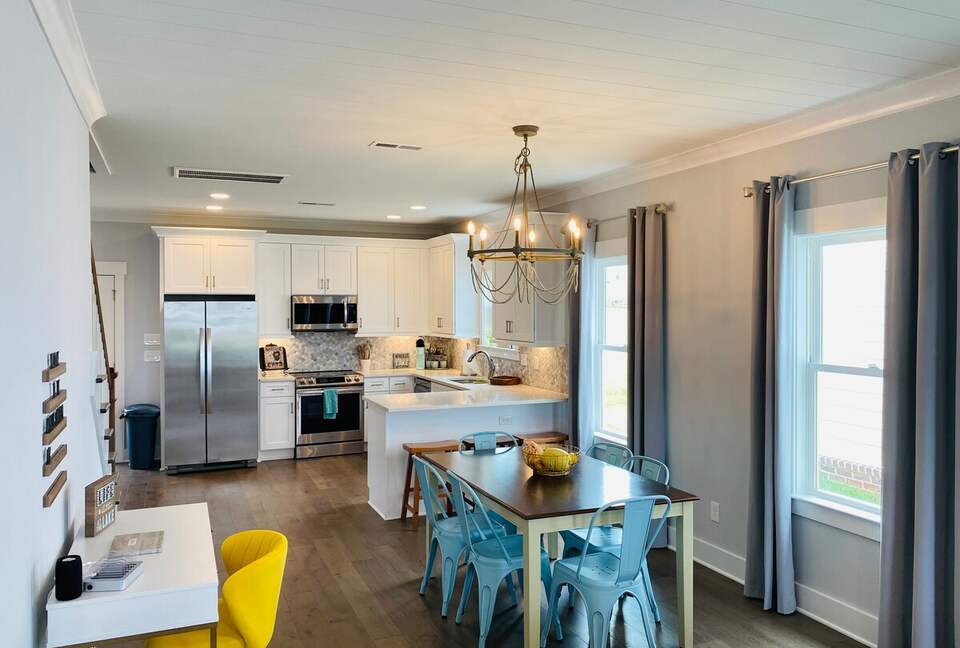 Stylish Twin Creeks Home Steps from the Marina and Clubhouse - Winchester, Tennessee