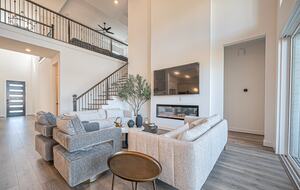 Modern Lakeside Home Minutes from The Woodlands - Tomball, Texas