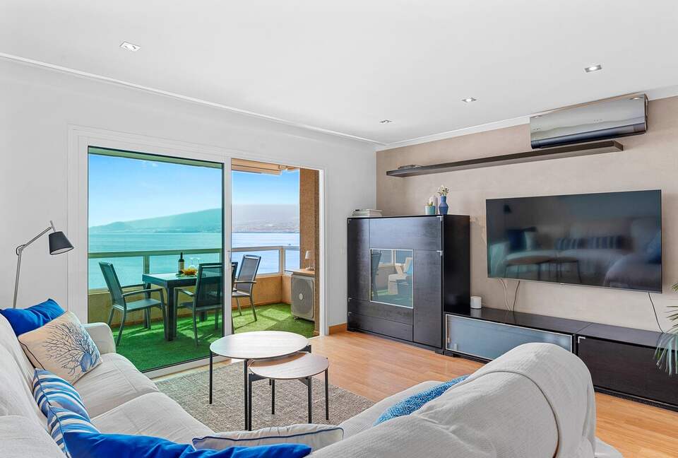 Coastal Serenity: A Seafront Escape in Tenerife - Radazul, Spain