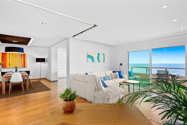 Coastal Serenity: A Seafront Escape in Tenerife - Radazul, Spain