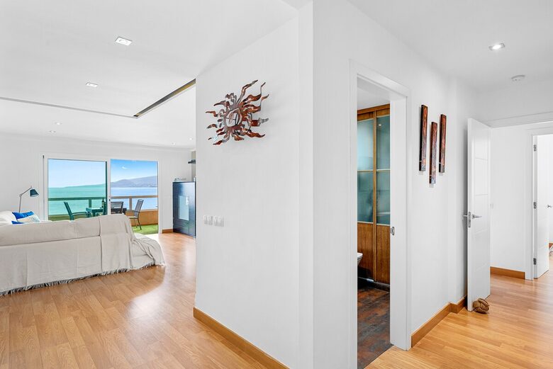 Coastal Serenity: A Seafront Escape in Tenerife - Radazul, Spain