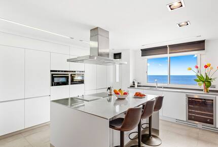 Coastal Serenity: A Seafront Escape in Tenerife - Radazul, Spain