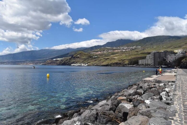 Coastal Serenity: A Seafront Escape in Tenerife - Radazul, Spain