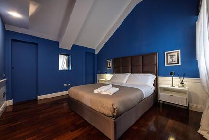 Elegant City Apartment in the Heart of Naples - Naples, Italy