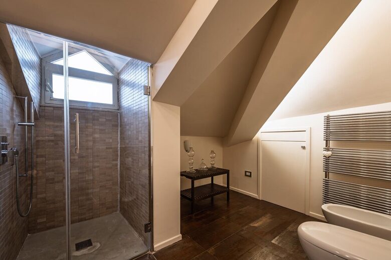 Elegant City Apartment in the Heart of Naples - Naples, Italy