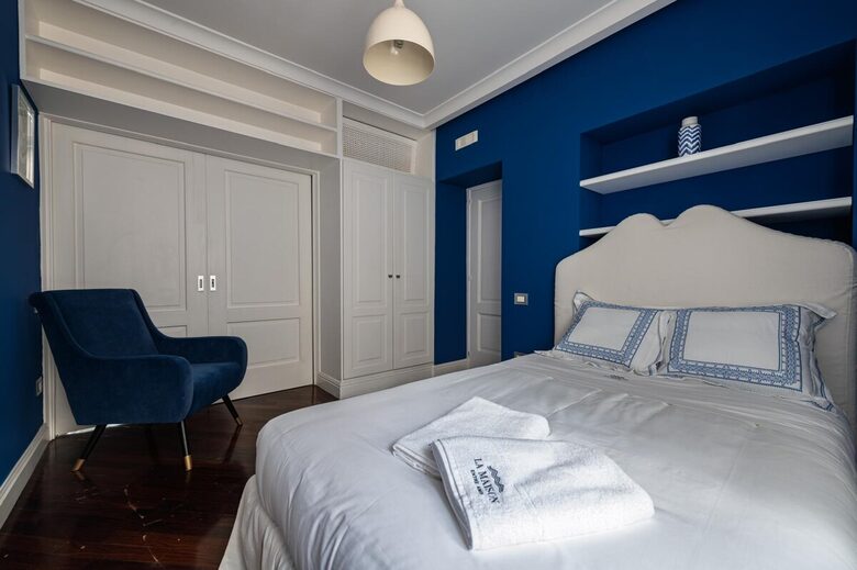 Elegant City Apartment in the Heart of Naples - Naples, Italy