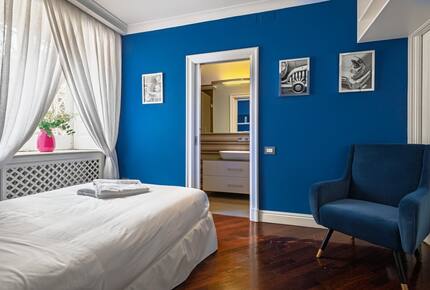 Elegant City Apartment in the Heart of Naples - Naples, Italy