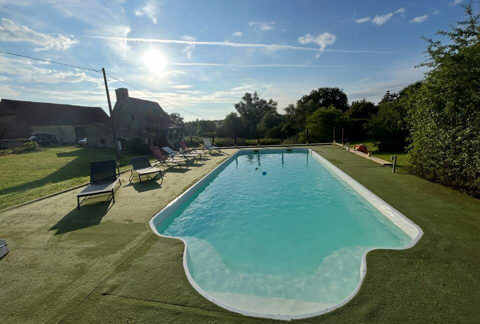 Rustic French Country Escape with Private Pool - Beaumont-du-Périgord, France
