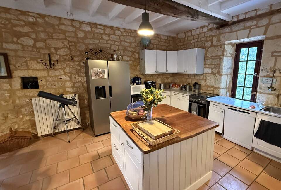 Rustic French Country Escape with Private Pool - Beaumont-du-Périgord, France