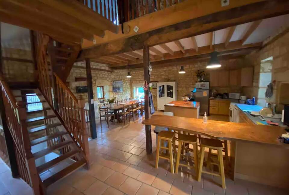 Rustic French Country Escape with Private Pool - Beaumont-du-Périgord, France