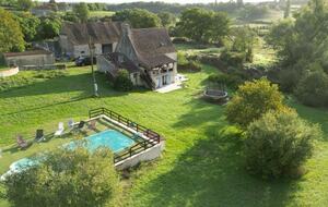 Rustic French Country Escape with Private Pool - Beaumont-du-Périgord, France