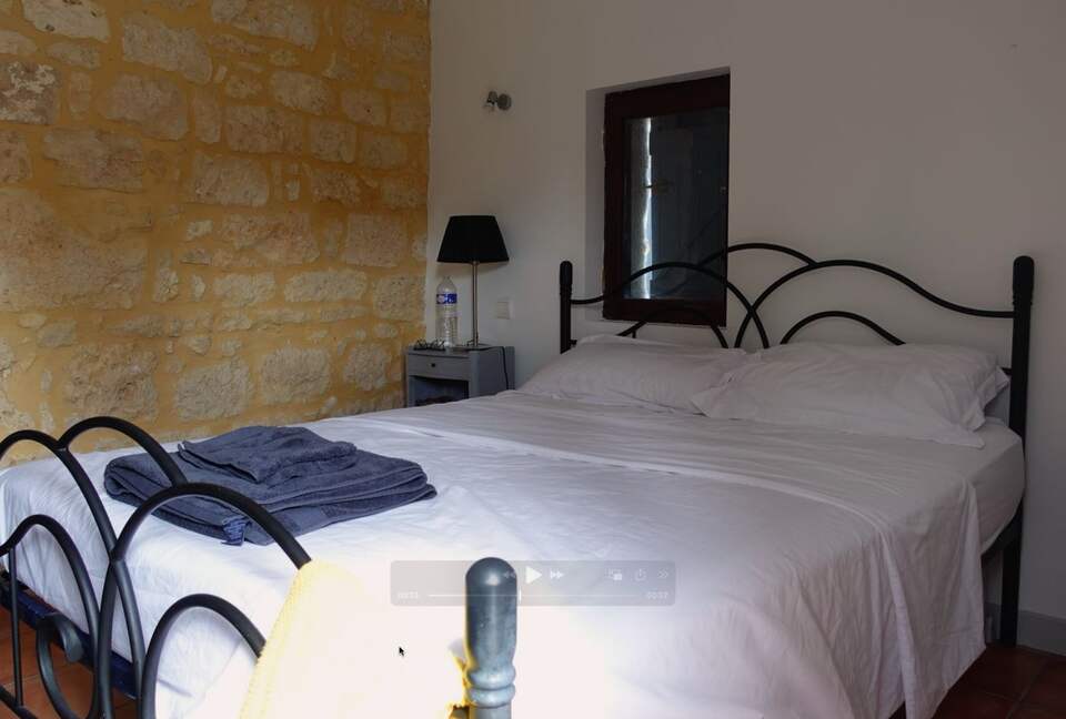 Rustic French Country Escape with Private Pool - Beaumont-du-Périgord, France