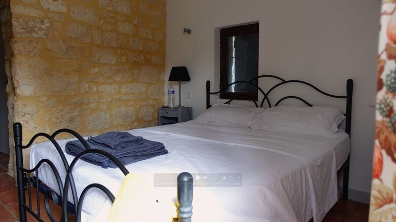 Rustic French Country Escape with Private Pool - Beaumont-du-Périgord, France