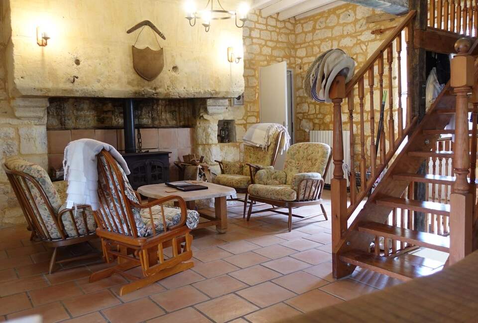 Rustic French Country Escape with Private Pool - Beaumont-du-Périgord, France