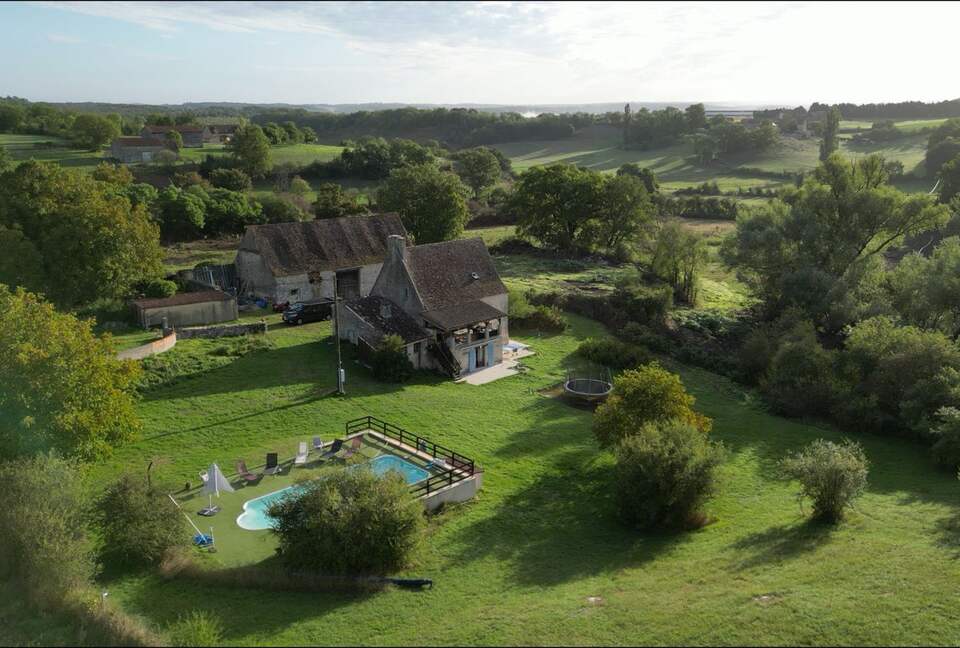 Rustic French Country Escape with Private Pool - Beaumont-du-Périgord, France