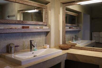 Elegant Coastal Retreat Steps from Africa’s Most Beautiful Beach - Diani Beach, Kenya