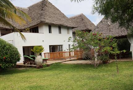 Elegant Coastal Retreat Steps from Africa’s Most Beautiful Beach - Diani Beach, Kenya