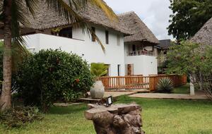 Elegant Coastal Retreat Steps from Africa’s Most Beautiful Beach - Diani Beach, Kenya