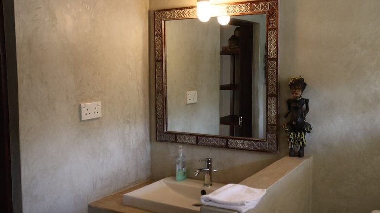 Elegant Coastal Retreat Steps from Africa’s Most Beautiful Beach - Diani Beach, Kenya