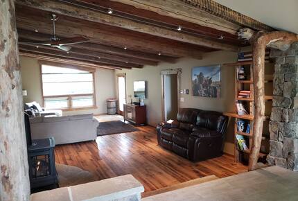 Apple Blossom Retreat | Montana Mountain Living - Bozeman, Montana