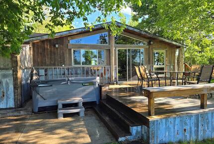 Apple Blossom Retreat | Montana Mountain Living - Bozeman, Montana