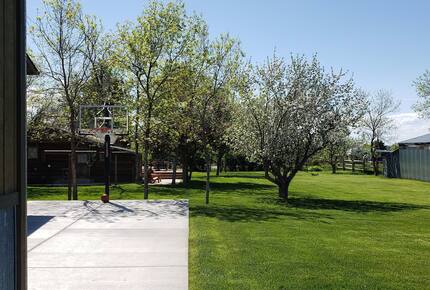 Apple Blossom Retreat | Montana Mountain Living - Bozeman, Montana