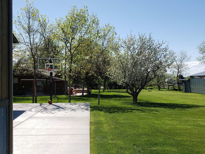 Apple Blossom Retreat | Montana Mountain Living - Bozeman, Montana