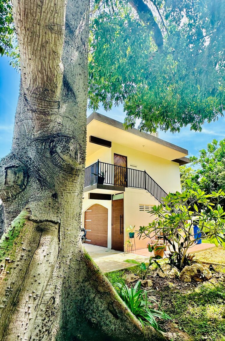 Coastal Comfort in Aguadilla - Aguacate, Puerto Rico