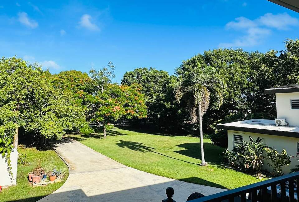 Coastal Comfort in Aguadilla - Aguacate, Puerto Rico