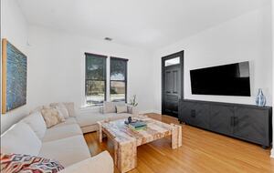 Victorian Sanctuary with Sauna & Speakeasy - Monrovia, California