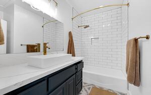 Victorian Sanctuary with Sauna & Speakeasy - Monrovia, California