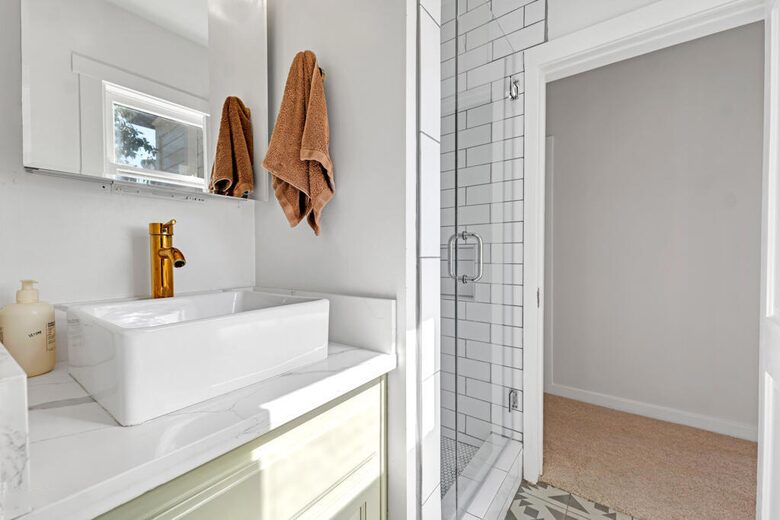 Victorian Sanctuary with Sauna & Speakeasy - Monrovia, California