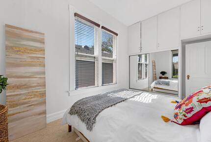 Victorian Sanctuary with Sauna & Speakeasy - Monrovia, California