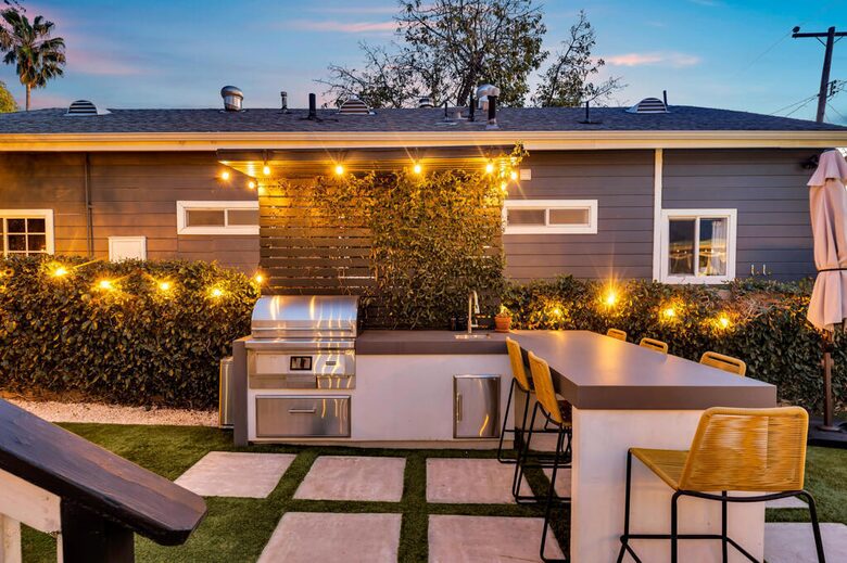 Victorian Sanctuary with Sauna & Speakeasy - Monrovia, California