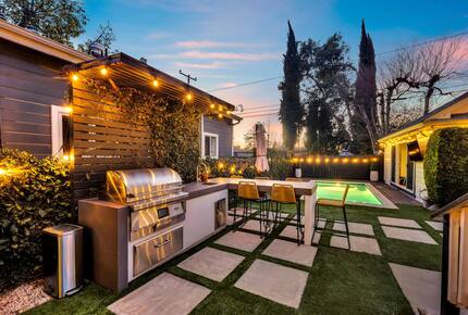 Victorian Sanctuary with Sauna & Speakeasy - Monrovia, California