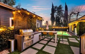 Victorian Sanctuary with Sauna & Speakeasy - Monrovia, California